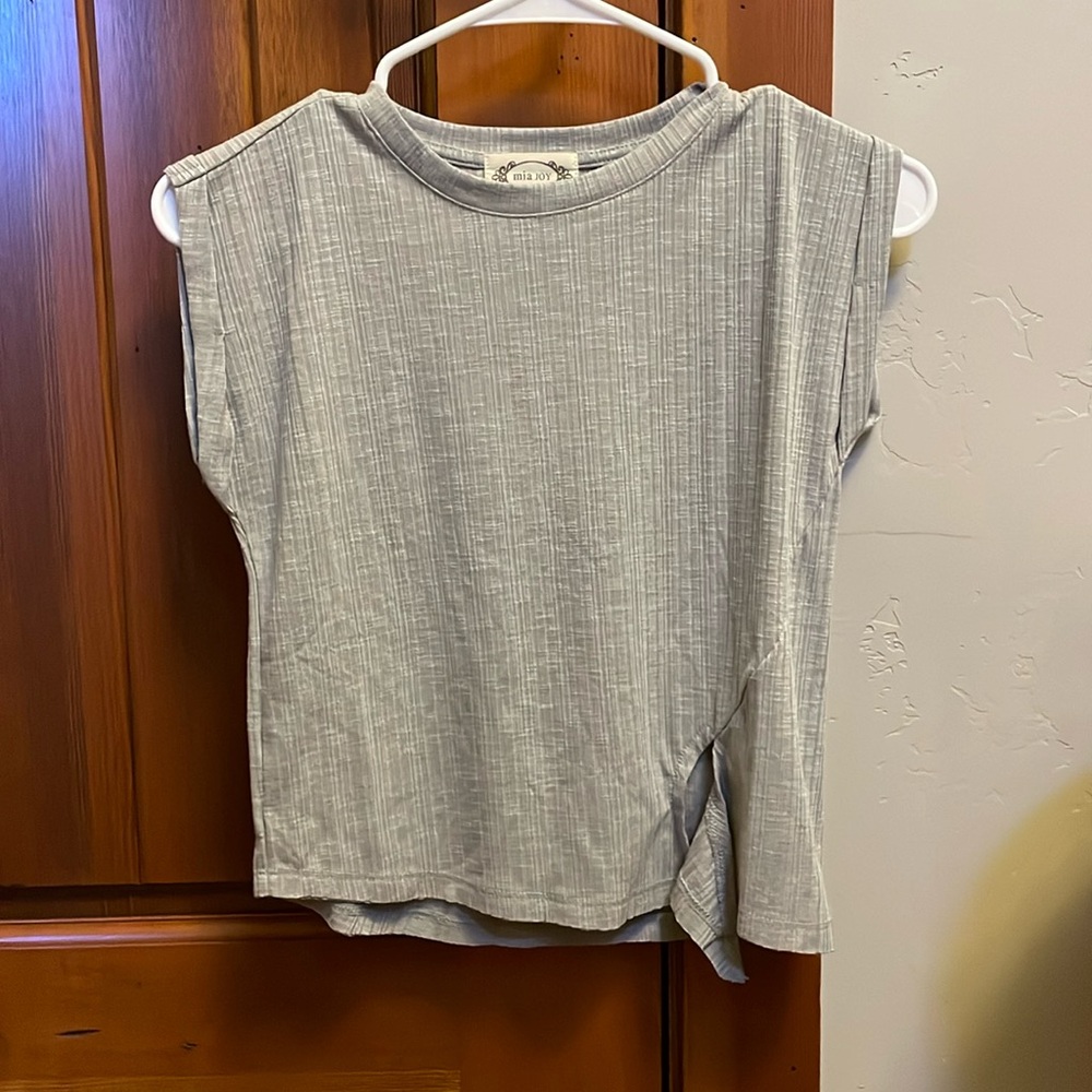 Girls side tie tee size 12 stone gray